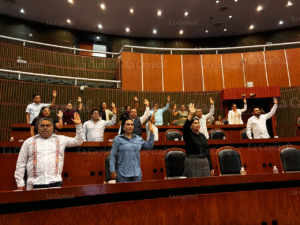 Apuntan diputados a otros cargos; buscan alcaldías, reelección y diputaciones federales